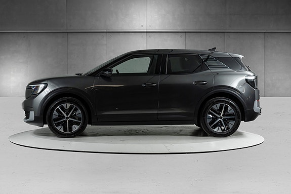 Ford Explorer 9 of 30