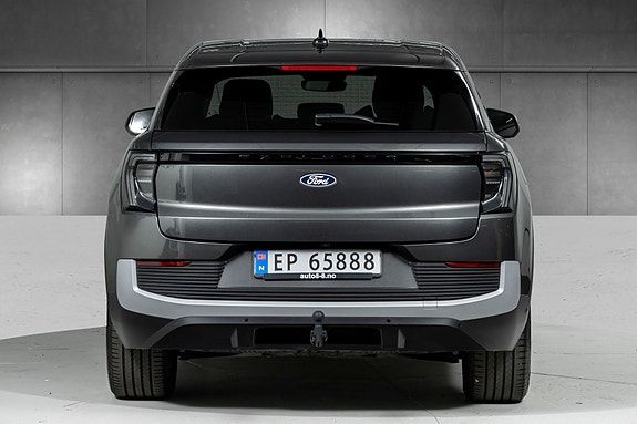 Ford Explorer 10 of 30