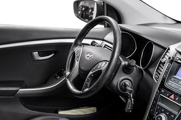 Hyundai i30 15 of 16