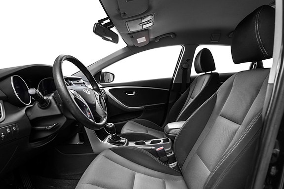 Hyundai i30 7 of 16