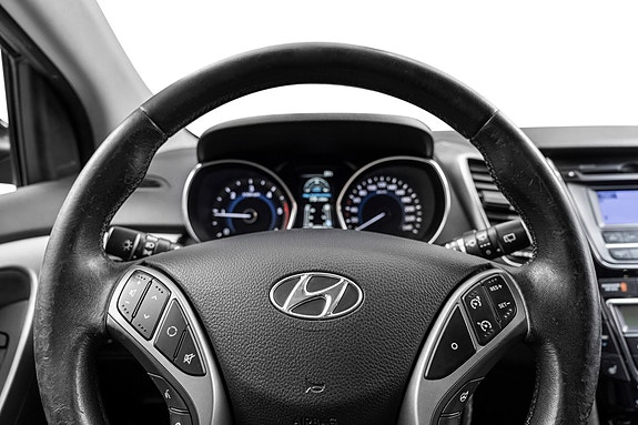 Hyundai i30 9 of 16