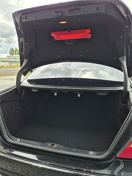 Mercedes-Benz E220 d 10 of 22