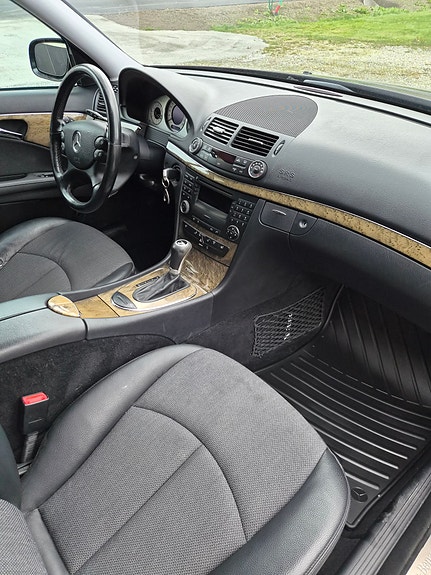 Mercedes-Benz E220 d 15 of 22