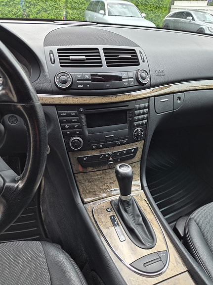 Mercedes-Benz E220 d 14 of 22
