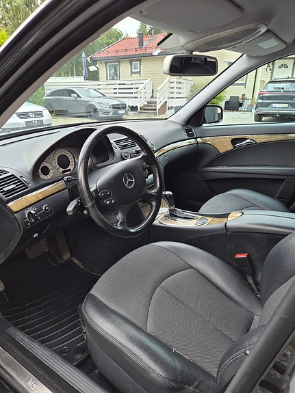 Mercedes-Benz E220 d 12 of 22