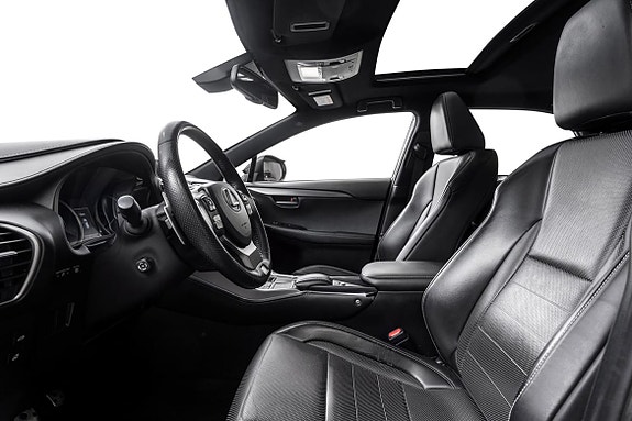 Lexus NX300h 6 of 21