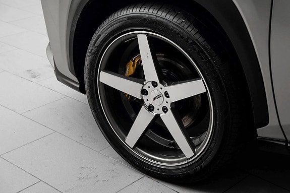 Lexus NX300h 5 of 21