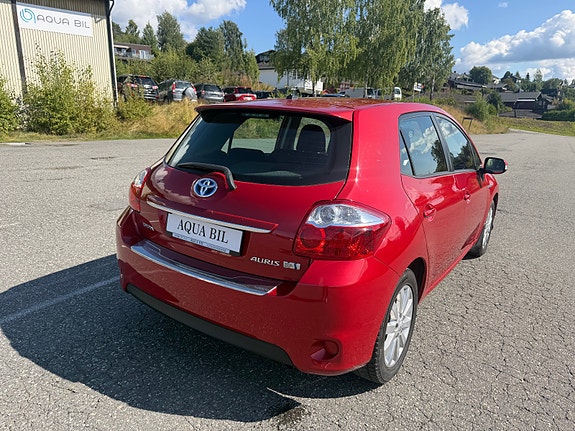 Toyota Auris 6 of 20