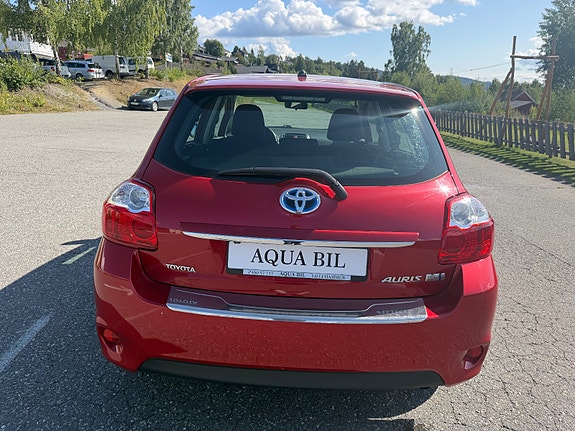 Toyota Auris 8 of 20