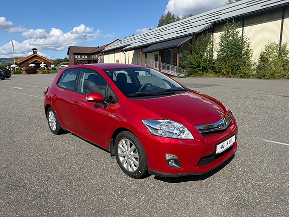 Toyota Auris 2 of 20