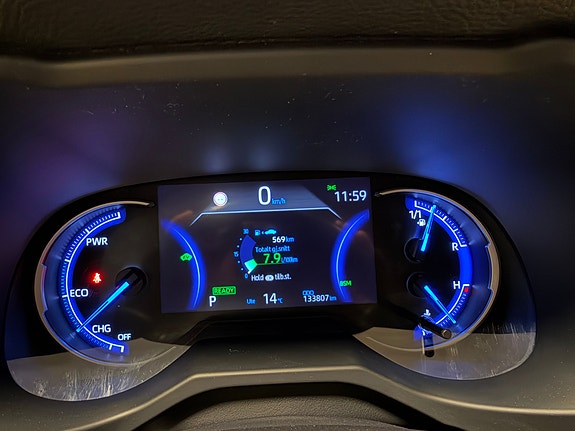 Toyota RAV4 27 of 30