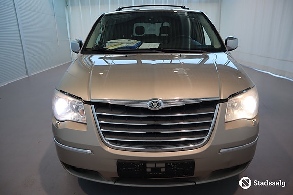 Chrysler Grand Voyager 2 of 10