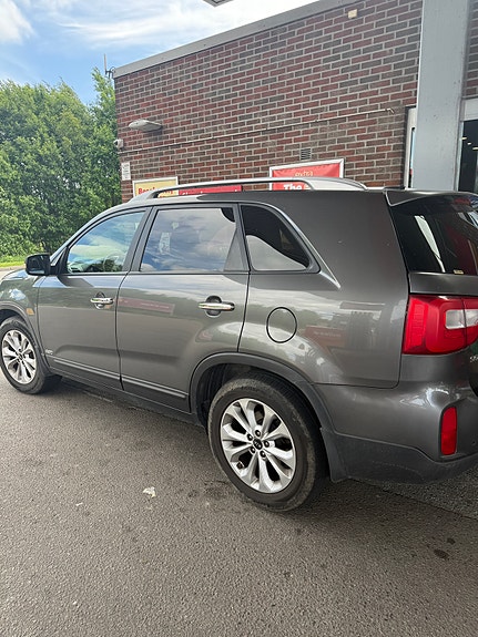 Kia Sorento 8 of 11