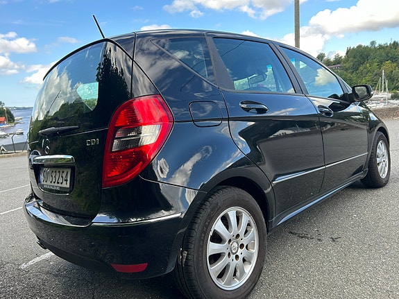 Mercedes-Benz A160 d 8 of 18