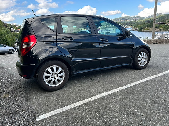 Mercedes-Benz A160 d 9 of 18