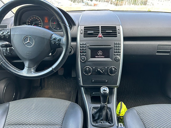 Mercedes-Benz A160 d 17 of 18