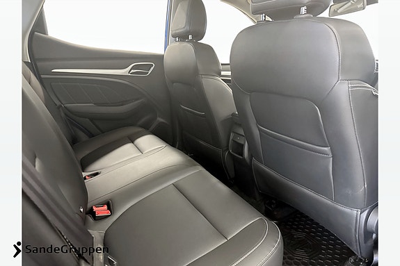 MG ZS EV 14 of 16