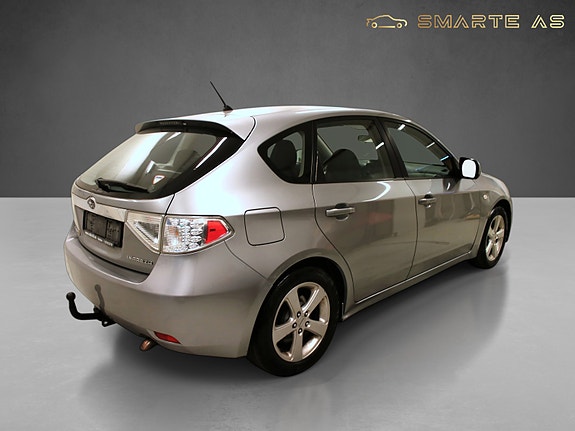 Subaru Impreza 4 of 12