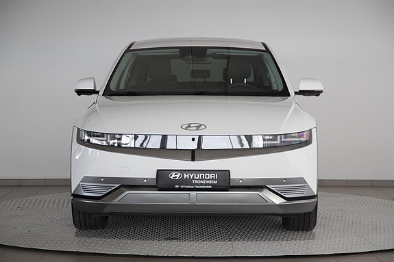 Hyundai Ioniq 5 2 of 30