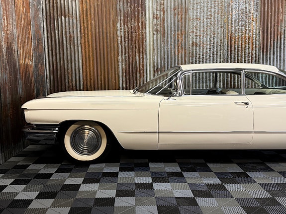 Cadillac Deville 18 of 30