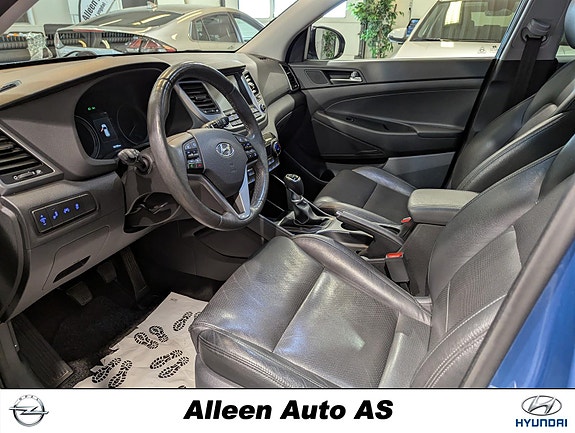 Hyundai Tucson 13 of 30