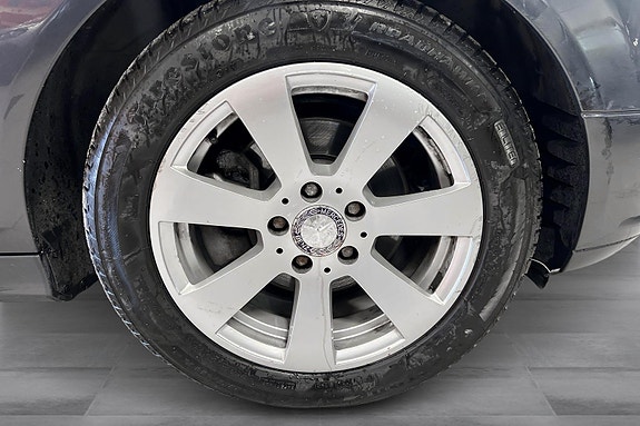 Mercedes-Benz C200 d 24 of 30