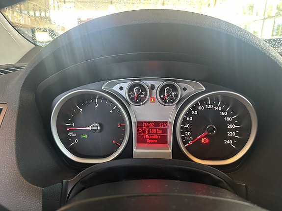 Ford Kuga 19 of 21