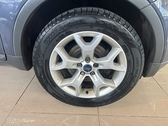 Ford Kuga 8 of 21