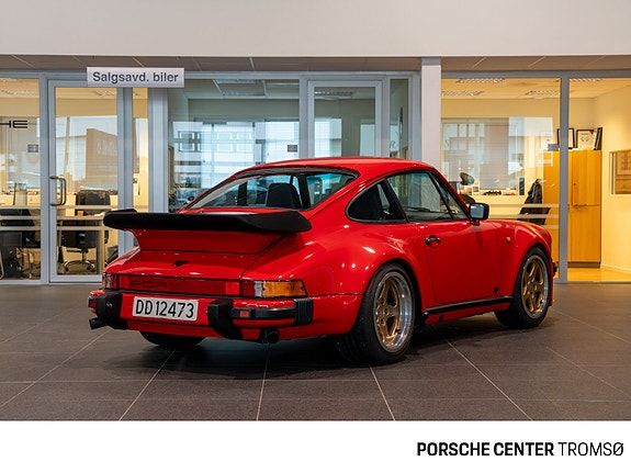 Porsche 911 5 of 30