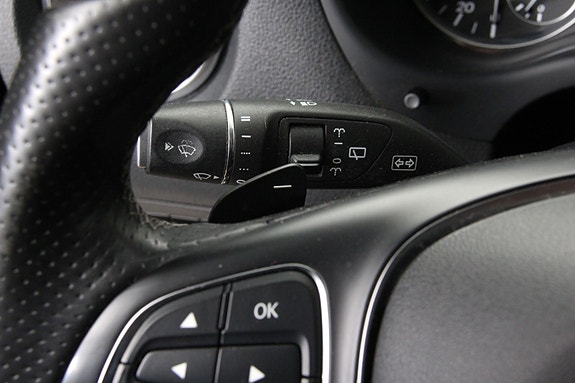 Mercedes-Benz Vito 27 of 28