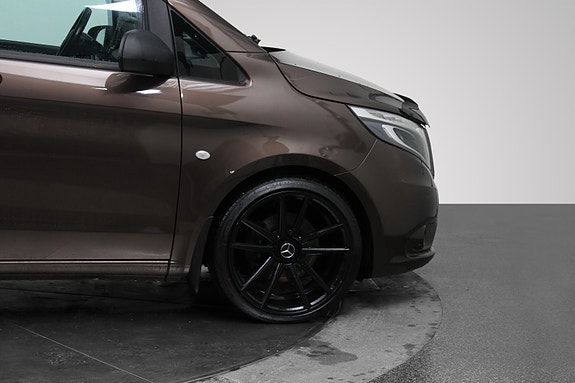 Mercedes-Benz Vito 11 of 28