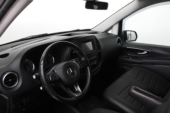 Mercedes-Benz Vito 16 of 28