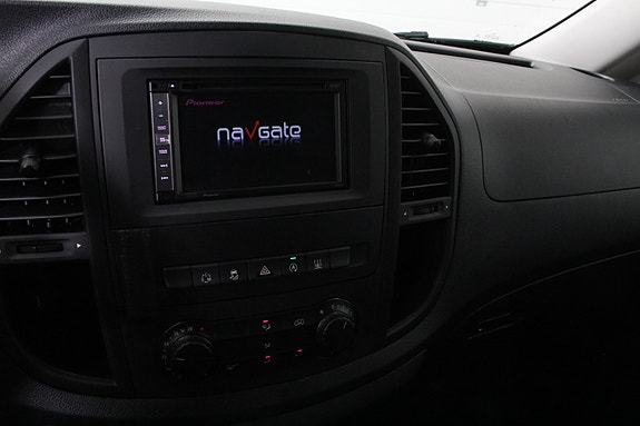 Mercedes-Benz Vito 20 of 28