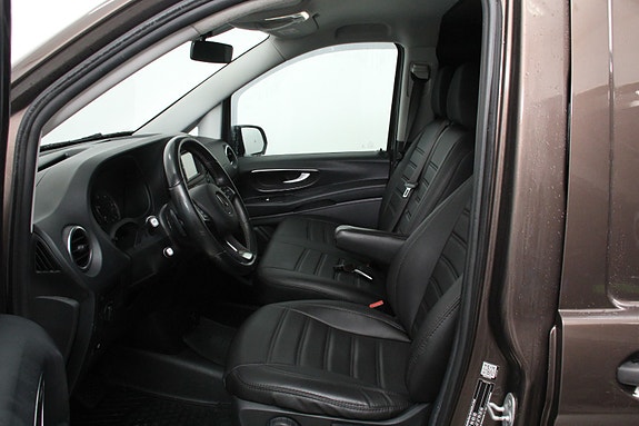 Mercedes-Benz Vito 15 of 28