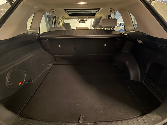 Toyota RAV4 10 of 30