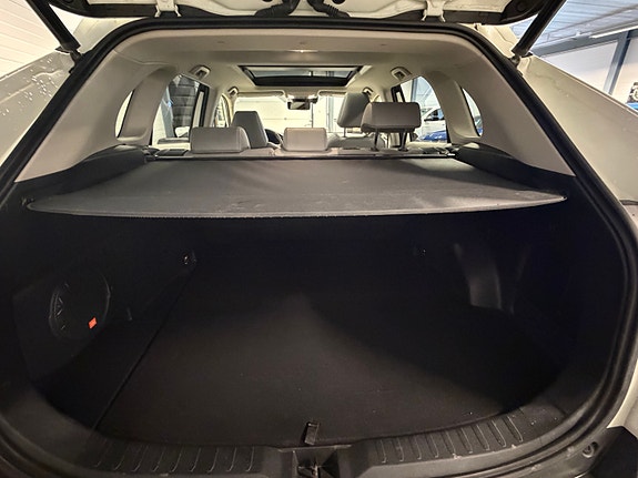 Toyota RAV4 11 of 30