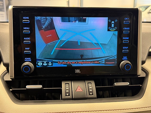 Toyota RAV4 30 of 30