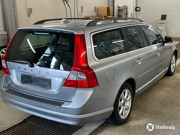 Volvo V70 5 of 10