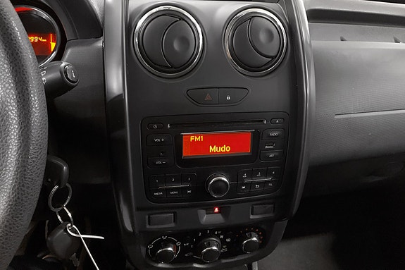 Dacia Duster 9 of 13
