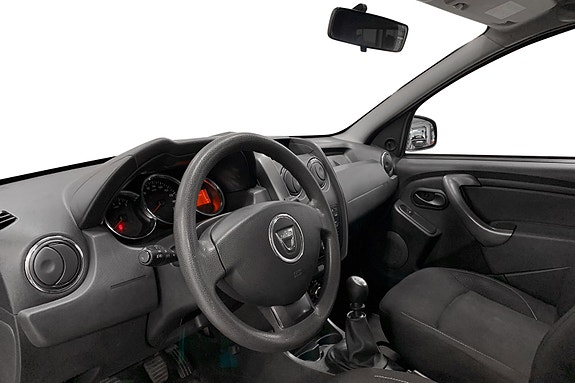 Dacia Duster 6 of 13