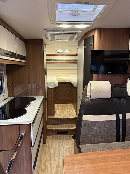 LMC Cruiser SL T662 7 of 30