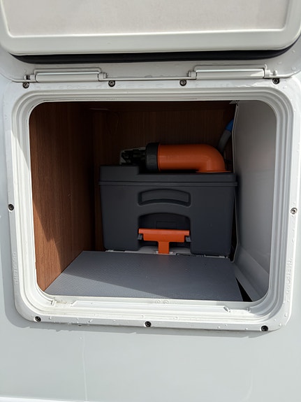 LMC Cruiser SL T662 28 of 30
