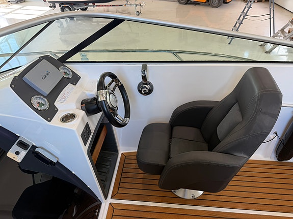 Nordkapp Noblesse 625 – 2014 | Evinrude 150 hk | Kun 324 timer | Strøken! 22 of 30
