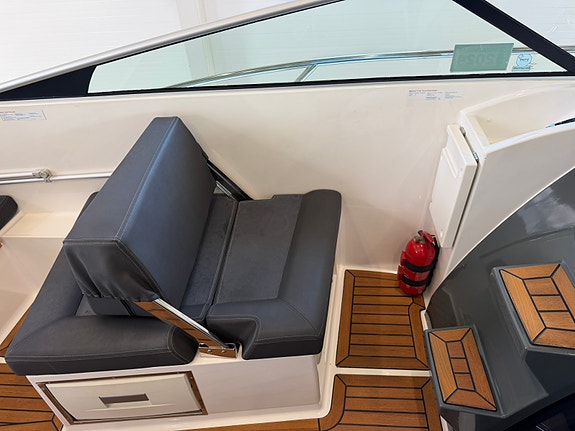 Nordkapp Noblesse 625 – 2014 | Evinrude 150 hk | Kun 324 timer | Strøken! 23 of 30