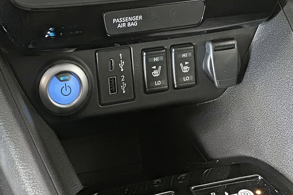 Nissan Leaf 28 of 29