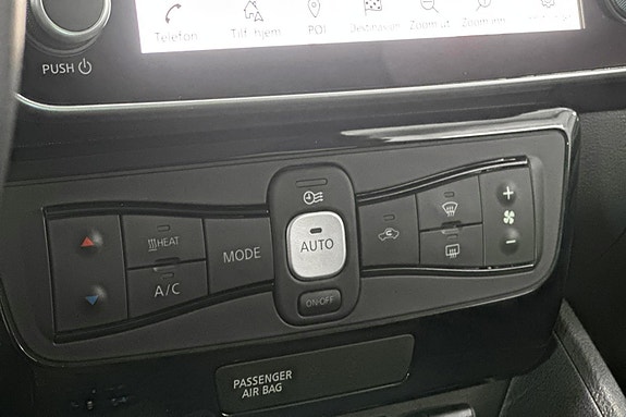 Nissan Leaf 15 of 29