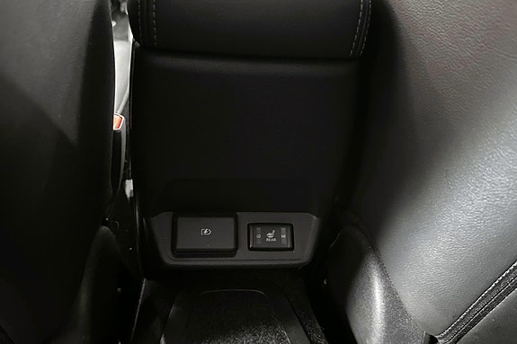 Nissan Leaf 29 of 29