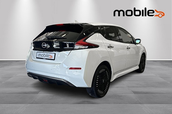 Nissan Leaf 3 of 29