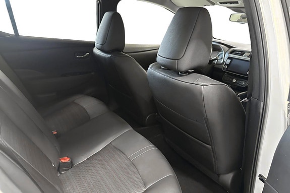 Nissan Leaf 22 of 29