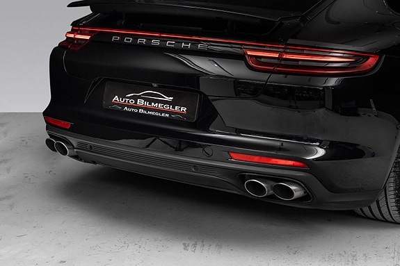 Porsche Panamera 4 9 of 30